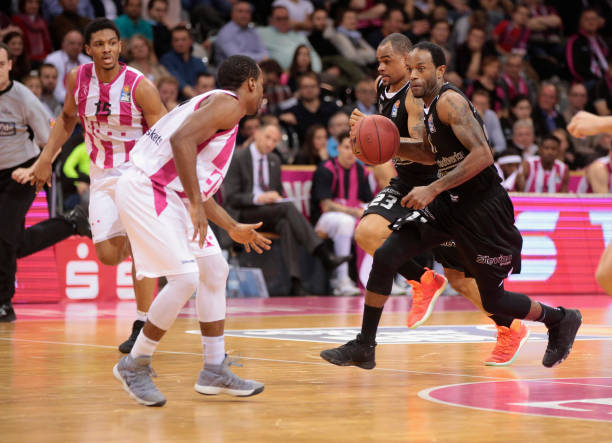 阿斯顿维拉 阿斯顿维拉